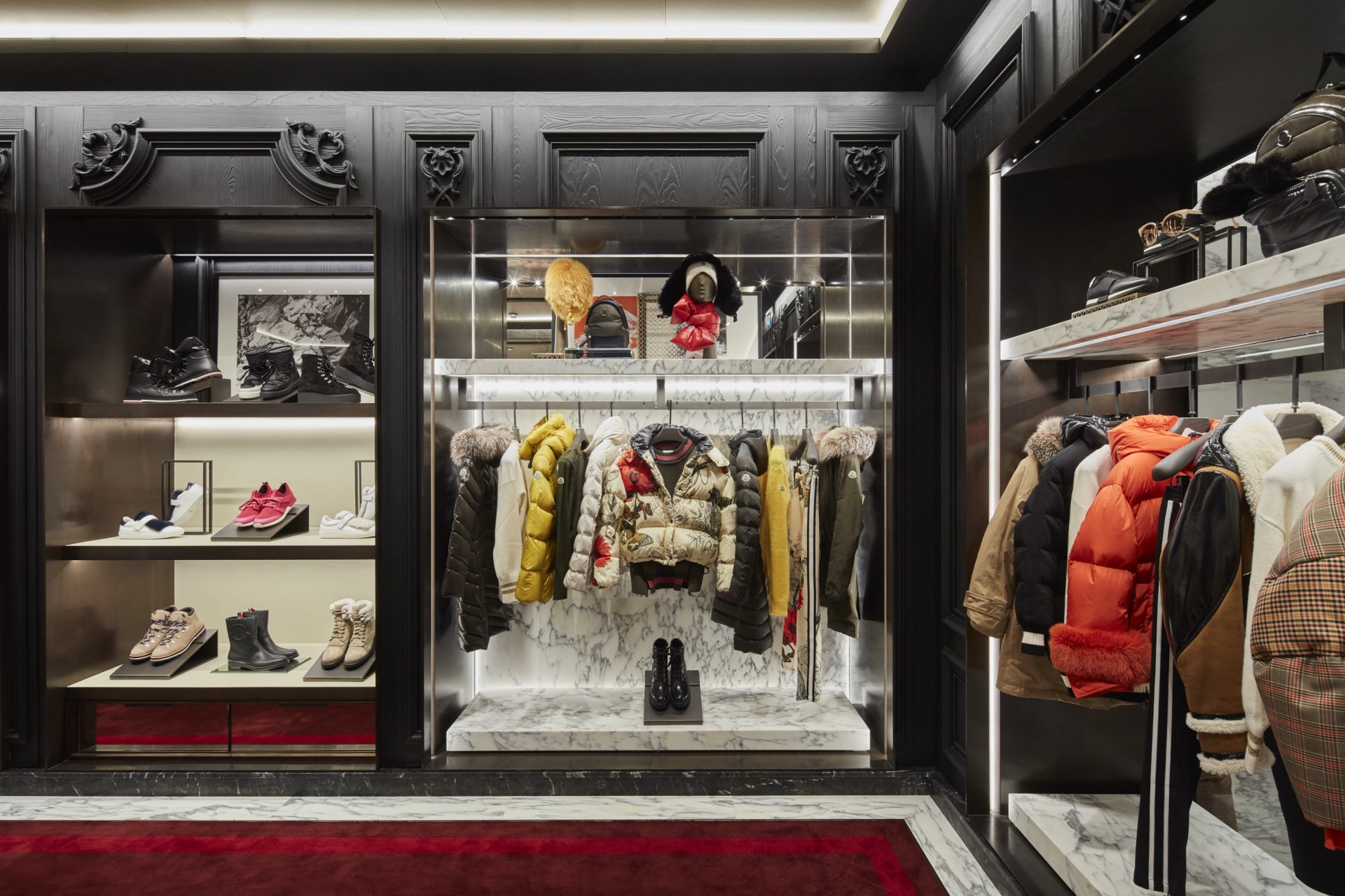MONCLER stores in Venice | SHOPenauer MONCLER stores in Venice | SHOPenauer
