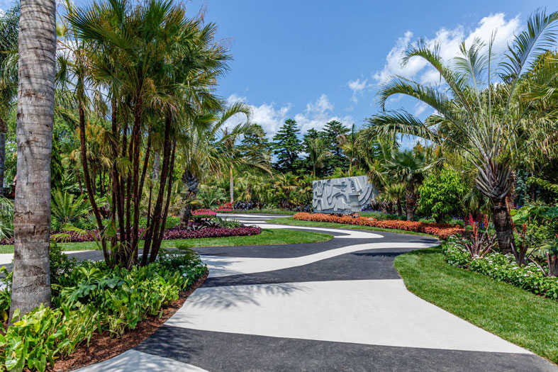 new-york-botanical-garden-modernist-garden-path.jpg